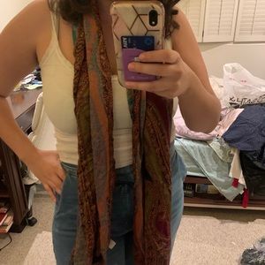 Beautifully Patterned Magenta Tapestry Scarf